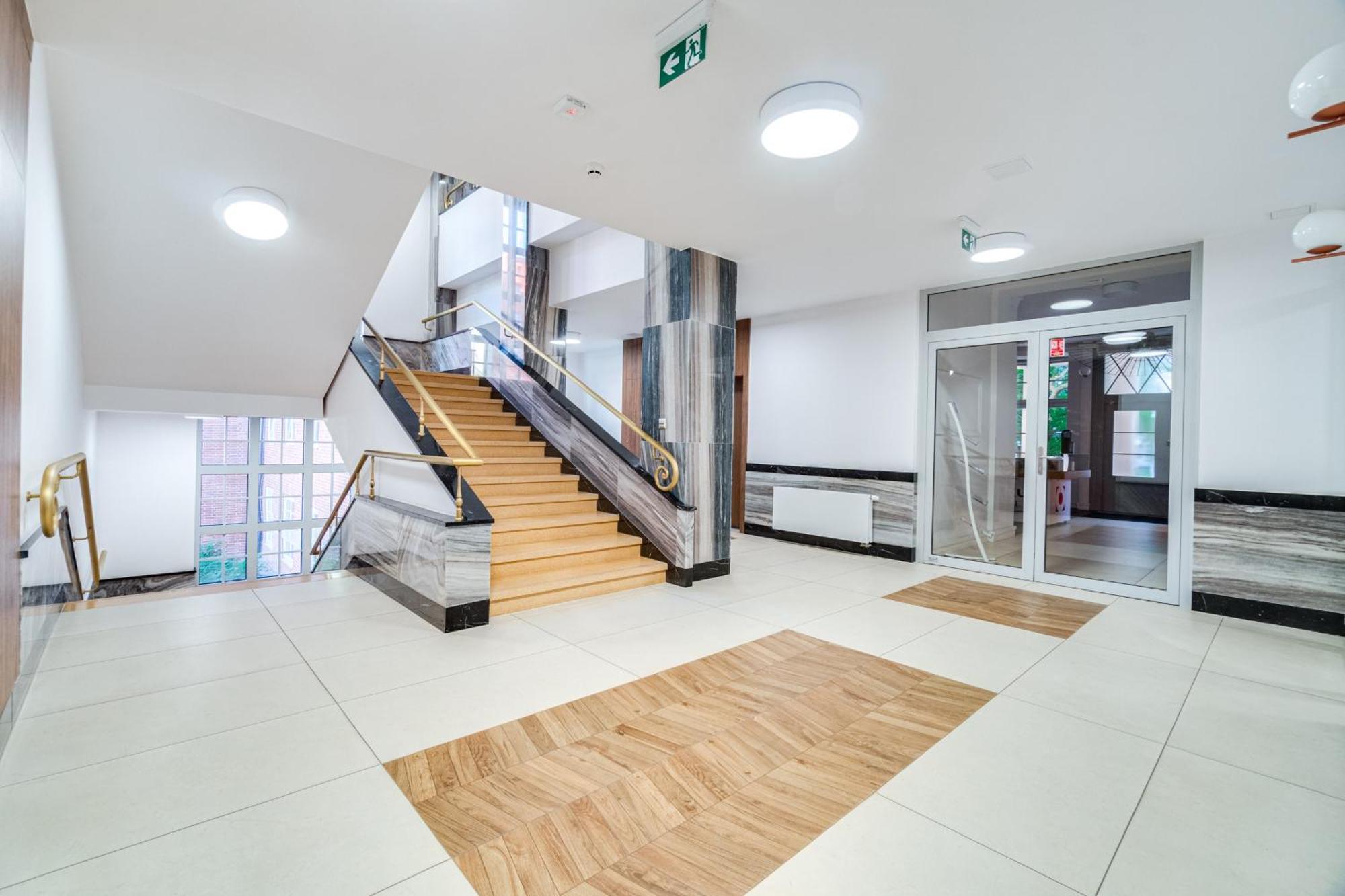 Poniatowskiego Parkside Studio~Parking And Lift 弗罗茨瓦夫 外观 照片